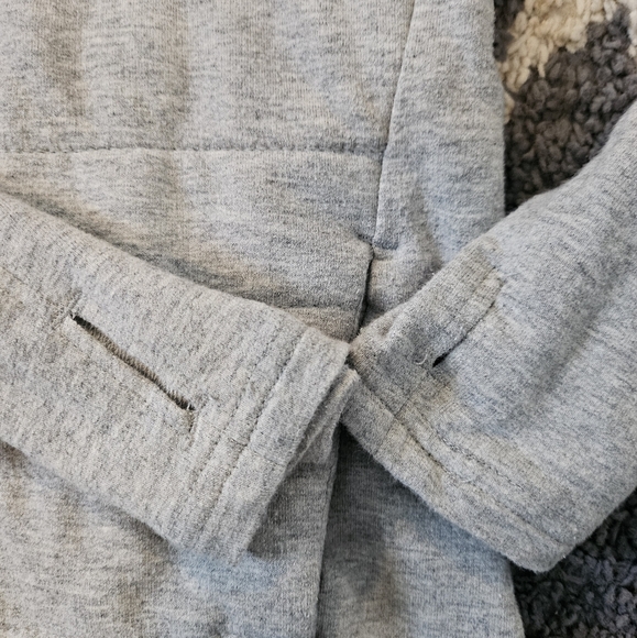 Zyia Active Combo Pocket Sweatshirt Grey Quilted Hooded Size XS - Picture 8 of 8